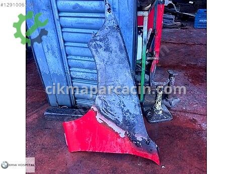 BMW 1 Serisi Sol Ön Çamurluk çıkma parça