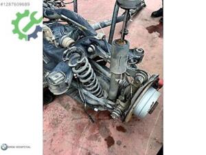 F30 BENZİNLİ SAĞ AKS