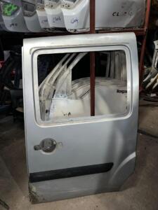 FİAT DOBLO SOL SÜRGÜLÜ KAPI