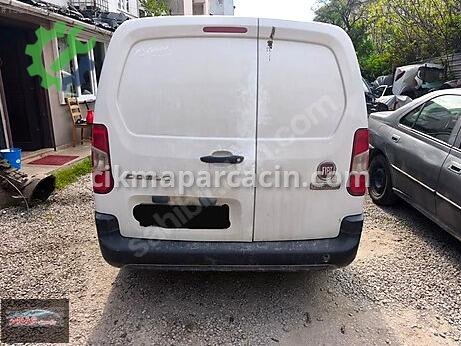 Fiat Bagaj çıkma parça