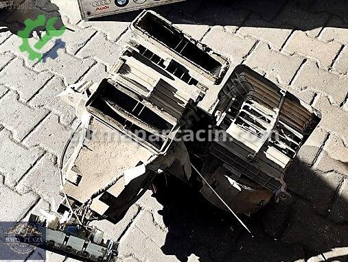Fiat Doblo Kalorifer Kutusu MOTORU-KUTUSU çıkma parça
