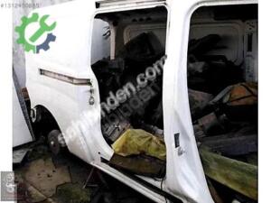 FIAT DOBLO SAĞ YAN DUVAR SAÇI ÇAMURLUK