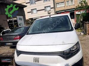 FİAT DOBLO ( 2023 ) ÖN CAM İZGARASI ORJINAL ÇIKMA