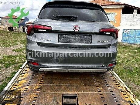 Fiat Egea Bagaj çıkma parça