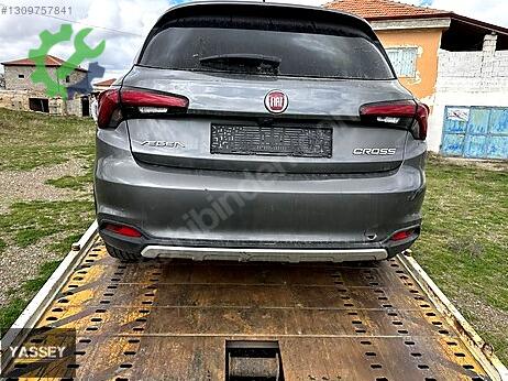 Fiat Egea Bagaj çıkma parça