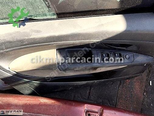Fiat Linea Sol Ön Kapı çıkma parça