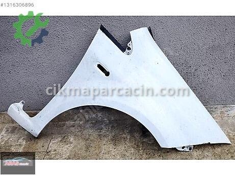 Fiat Linea Sağ Ön Çamurluk çıkma parça