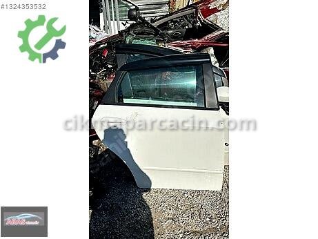 Fiat Linea Sağ Arka Kapı çıkma parça