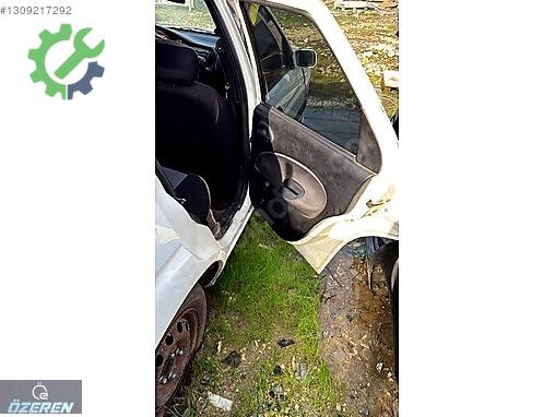 Ford Escort Sağ Arka Kapı çıkma parça