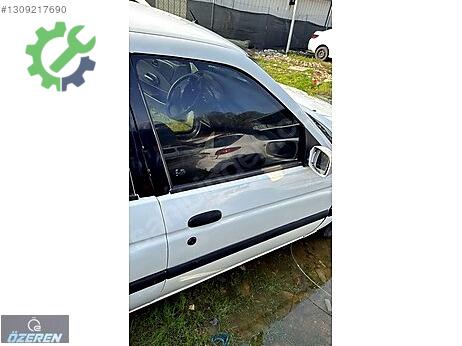 Ford Escort Sağ Ön Kapı çıkma parça