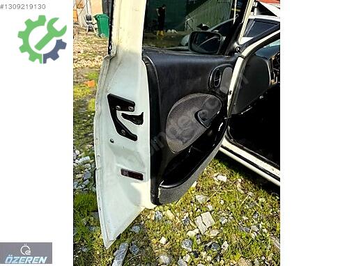 Ford Escort Sol Ön Kapı çıkma parça