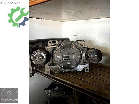 Ford Fiesta Klima Kontrol Paneli çıkma parça