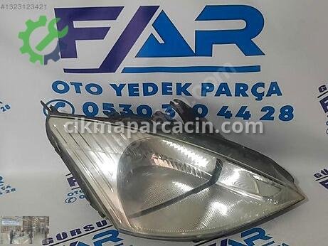 Ford Focus Sağ Ön Far çıkma parça