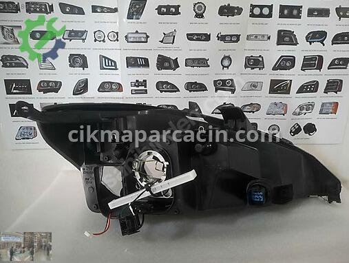 Ford Focus Sol Ön Far çıkma parça