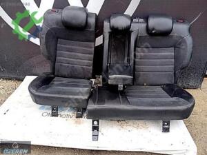 FORD MONDEO 2012 ARKA KOLTUK TAKIMI ÖZEREN YEDEK PARÇA