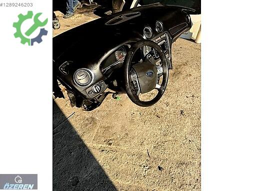 Ford Mondeo Torpido çıkma parça