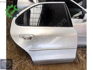 FORD MONDEO MK1 1993 – 1996 HATASIZ SAĞ ARKA KAPI