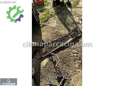 Ford Mondeo Ön Panjur çıkma parça
