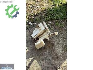 FORD MONDEO MK4-2012 SİLECEK SUYU DEPOSU
