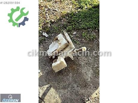 Ford Mondeo Cam Suyu Deposu çıkma parça