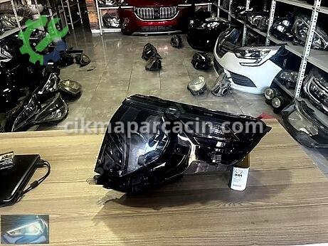 Ford Tourneo Sol Ön Far çıkma parça