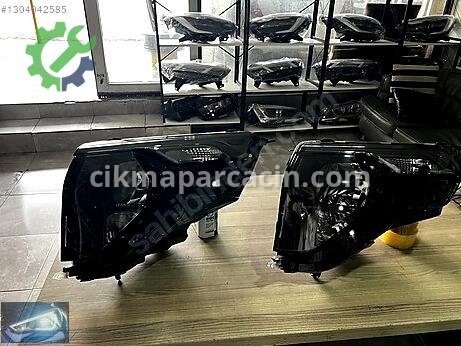 Ford Tourneo Sağ Ön Far çıkma parça