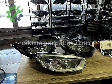 Ford Tourneo Sağ Ön Far çıkma parça