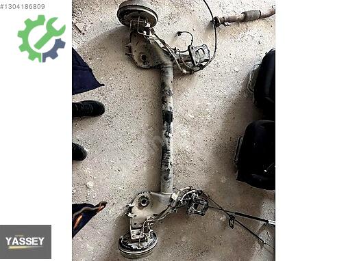 Fiat Egea Arka Dingil çıkma parça