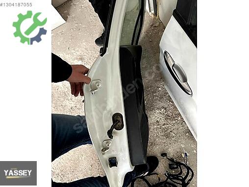Fiat Egea Kapı çıkma parça