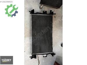 Ford Focus Çıkma Motor Su Radyatörü