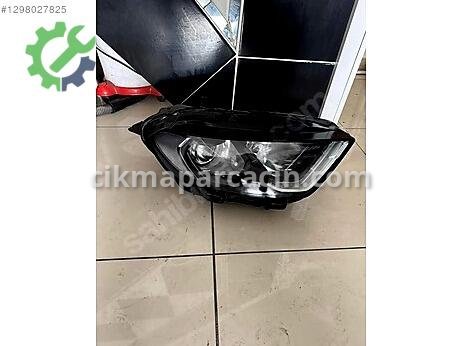 Ford EcoSport Sağ Ön Far çıkma parça