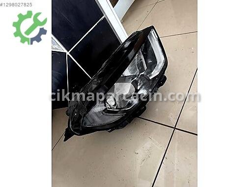 Ford EcoSport Sağ Ön Far çıkma parça