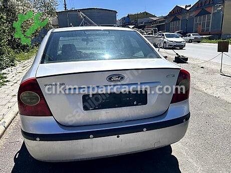 Ford Focus Bagaj Kapağı çıkma parça