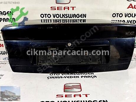 Audi A4 Çamurluk çıkma parça
