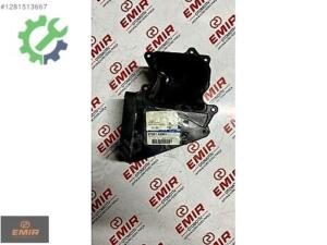 Hyundai H 100 Orijinal Sıfır Hava Filtresi Kutusu H100-L300