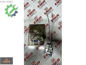 Hyundai Orijinal Sıfır Sol Kapı 81110-44300