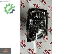 Toyota Hilux Sağ Ön Far 81130-35370 Sıfır