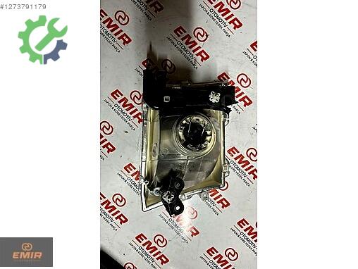 Toyota Hilux Sol Ön Far 81170-35350 çıkma parça