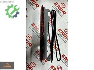 Toyota Hilux Orijinal Sıfır Tampon Reflektörü 81570-0K100