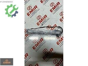 Toyota Hilux Tampon Reflektörü 81570-0K080 Sıfır
