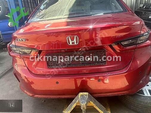 Honda City Arka Cam çıkma parça