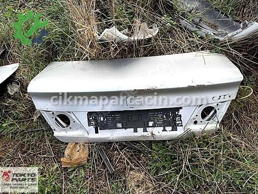 Honda City Bagaj Kapağı çıkma parça