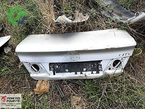 Honda Civic Bagaj Kapağı çıkma parça