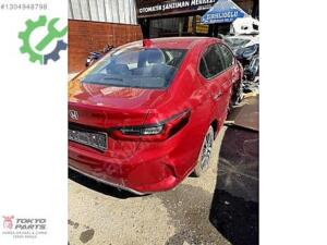 HONDA CİTY KIRMIZI ARKA PANEL ARKA BAGAJ