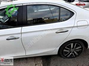 HONDA CİTY ORJİNAL ÇIKMA SOL ARKA KAPI BEYAZ