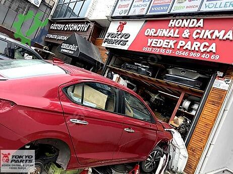 Honda City Sağ Ön Kapı çıkma parça