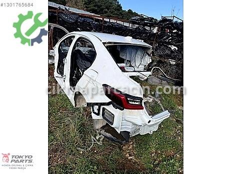 Honda City Sol Arka Çamurluk çıkma parça