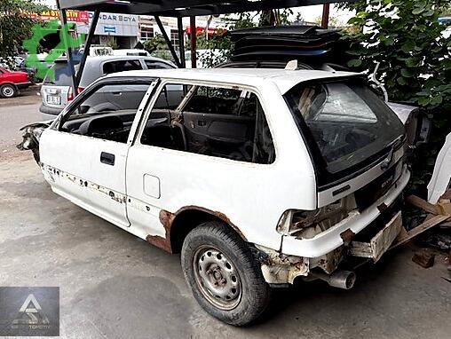 Honda Civic Sol Arka Çamurluk çıkma parça