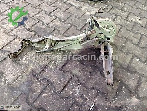 Honda Civic Arka Taşıyıcı çıkma parça