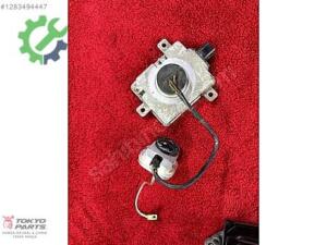 HONDA CİVİC FAR BEYNİ FD6 BEYİN + SOKETİ